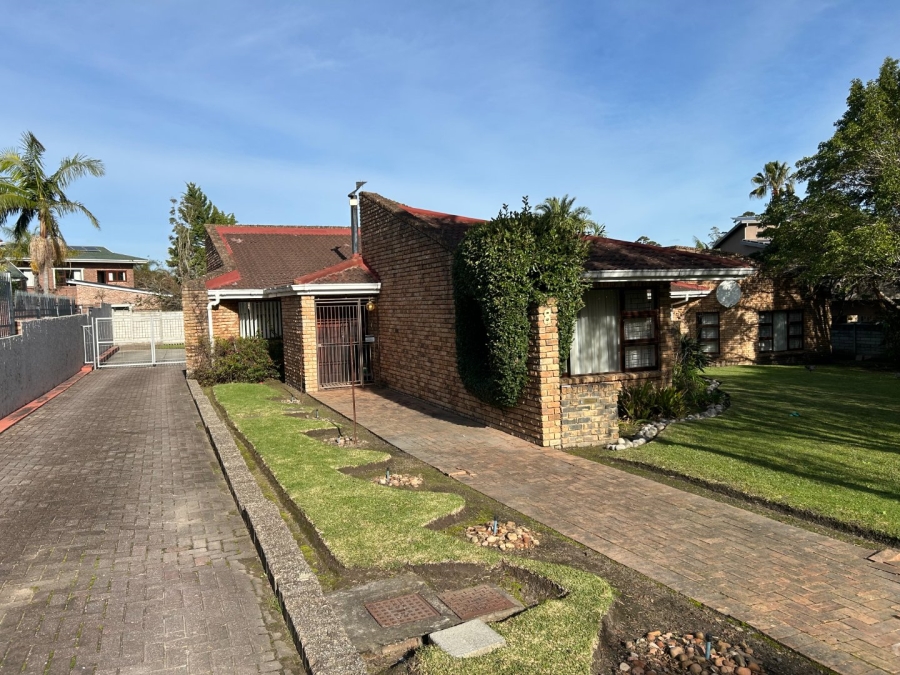 4 Bedroom Property for Sale in Camphersdrift Western Cape